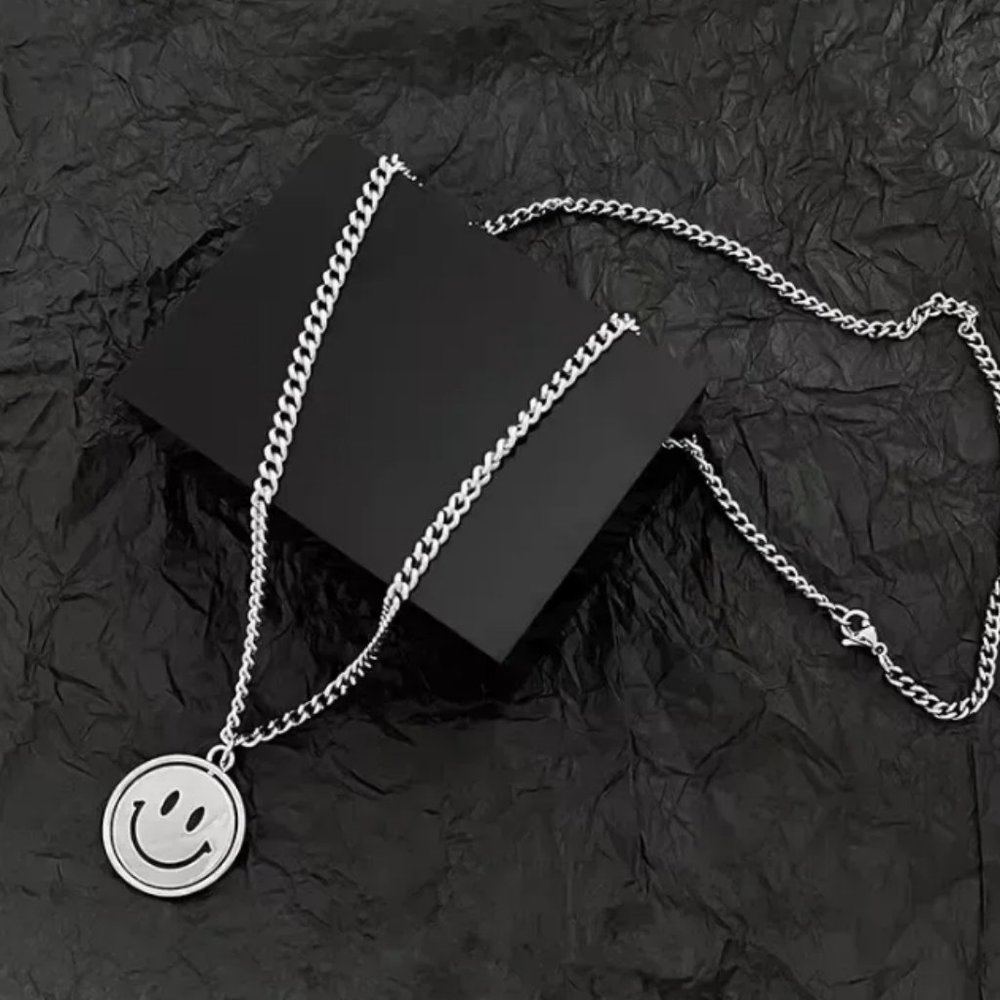 New Rotating Smiley Face/ Sad Face Pendant and Chain